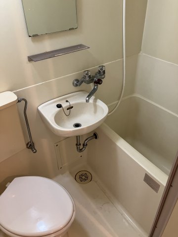 バス・シャワールーム　日々の疲れを癒すお風呂付です