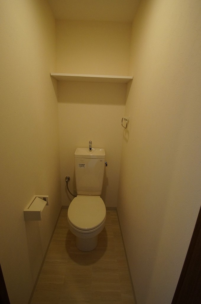 トイレ　「個室タイプのトイレ」