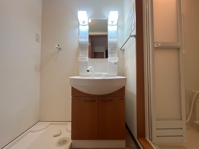 洗面設備　洗髪洗面化粧台