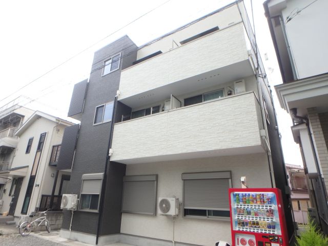 建物外観　2014年完成♪