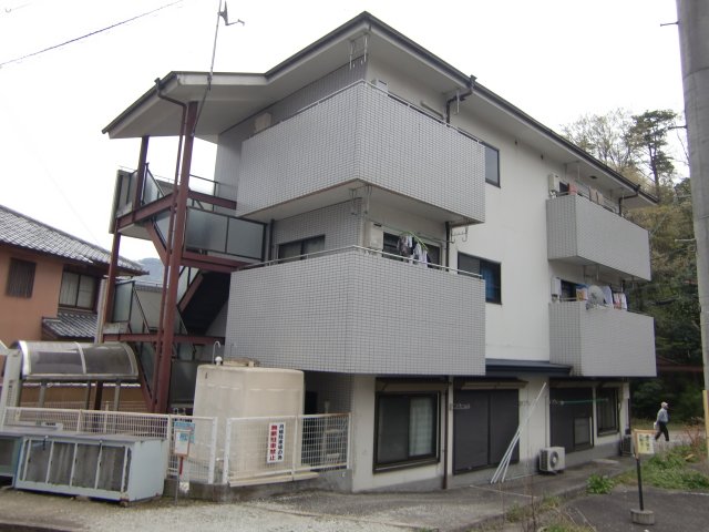 建物外観　シャトー有馬（Good Home)