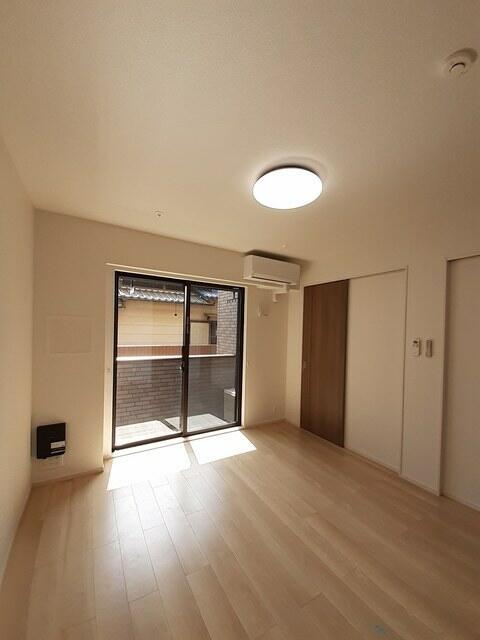 居室・リビング　?