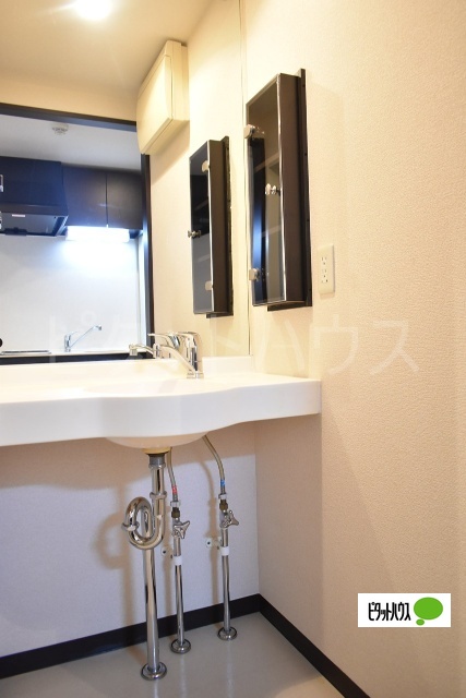 洗面設備　独立洗面台