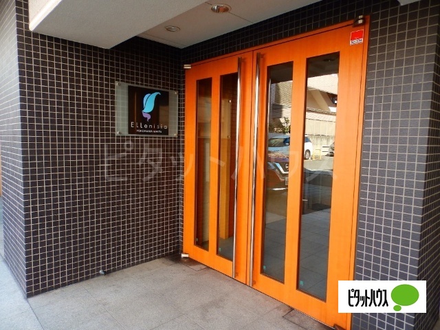 エントランス　エントランス