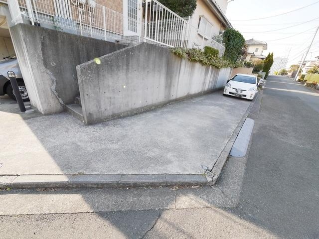 エントランス　２００５年築