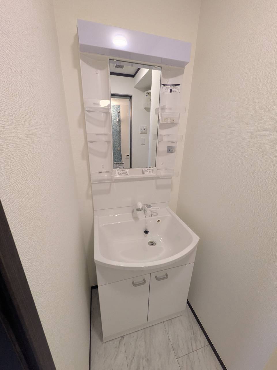 ＪＲ成田線 成田駅 バス乗車時間：38分 最寄りバス停で下車 徒歩6分 2階建 築1年の内装写真