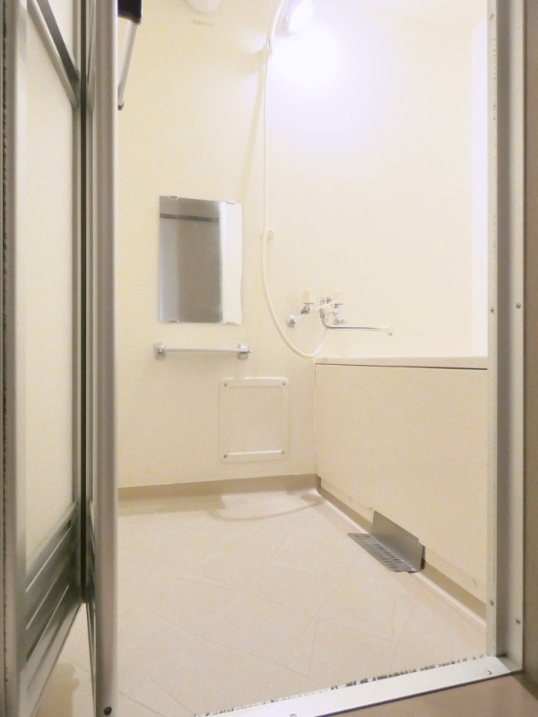 バス・シャワールーム　図面と現状に相違がある場合には現状を優先