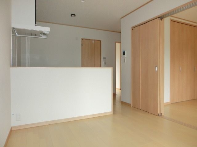 居室・リビング　開放的なリビングです