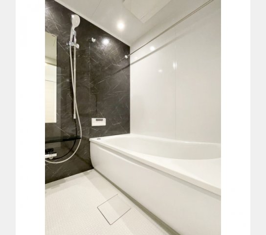 バス・シャワールーム　室内