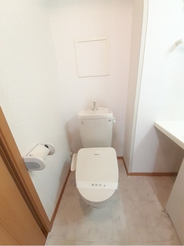 トイレ　図面と現状に相違がある場合には現状を優先