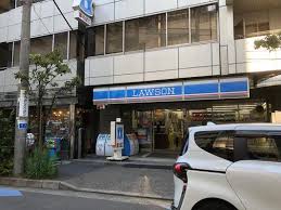 コンビニ　ローソン池袋二丁目文化通店（コンビニ）まで86m