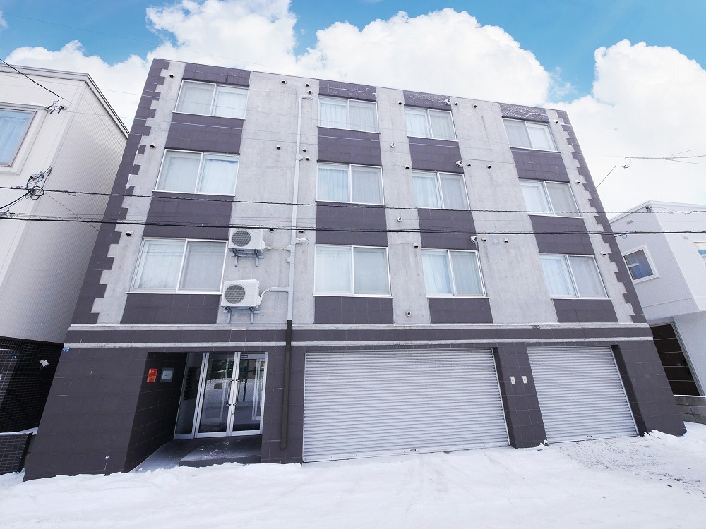 建物外観　人気のデザイナーズマンションです♪