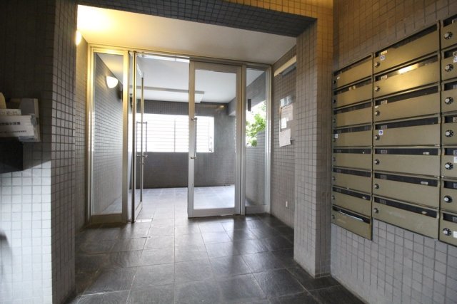 エントランス　エントランス