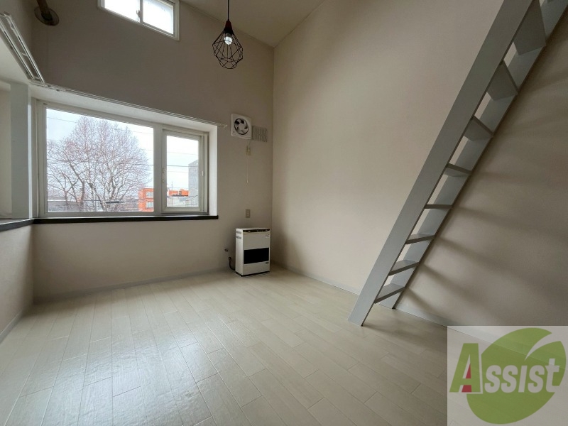 居室・リビング　広くてキレイなお部屋が広がっていて、充実した生活が送れそう。