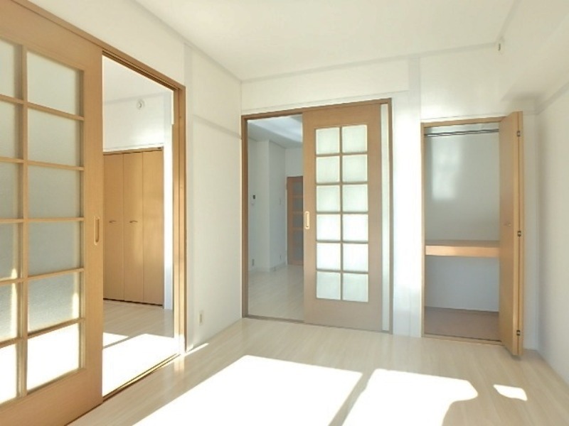 居室・リビング　図面と現状に相違がある場合には現状を優先