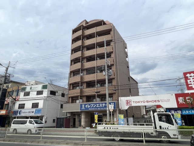 建物外観　タイル張り、ハイセンスな外観です