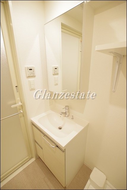 洗面設備　洗面所です