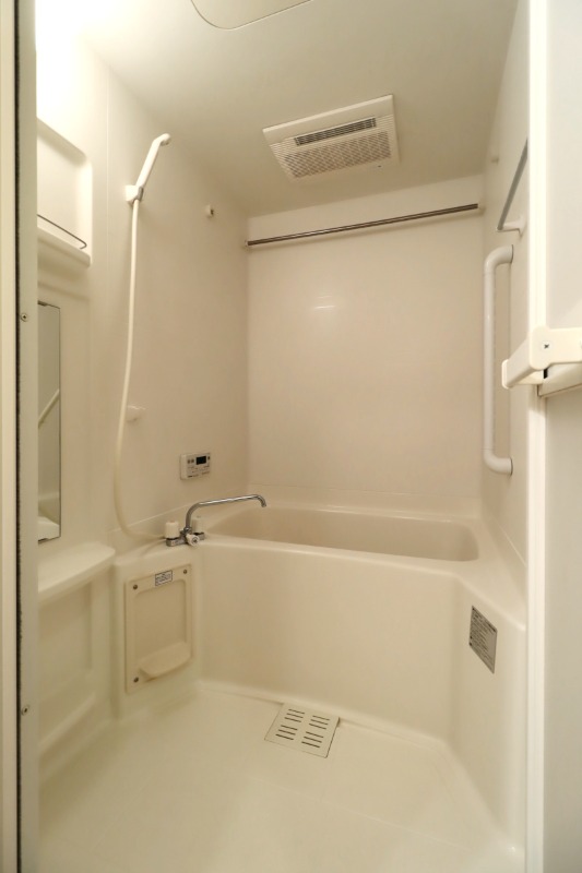 バス・シャワールーム　図面と現状に相違がある場合には現状を優先