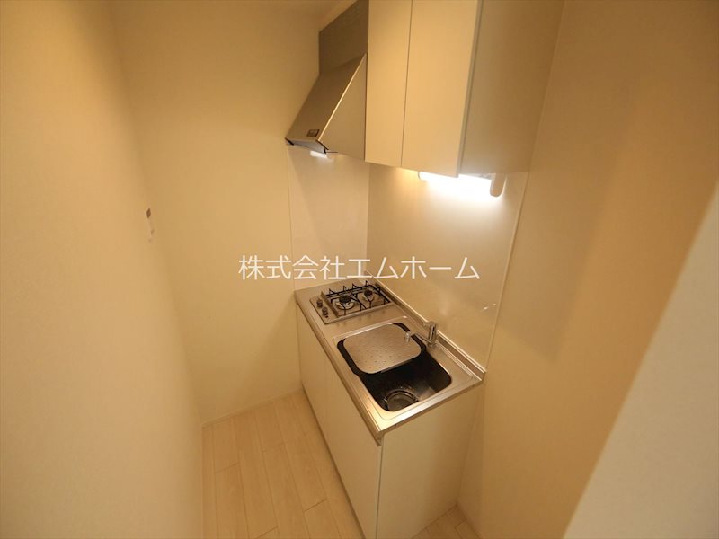 キッチン　システムキッチン（ガス2口コンロ付）