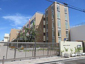 小学校　尼崎市立わかば西小学校（小学校）まで761m