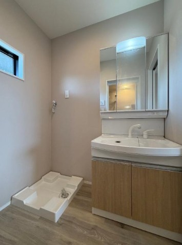 洗面設備　※写真は別号室