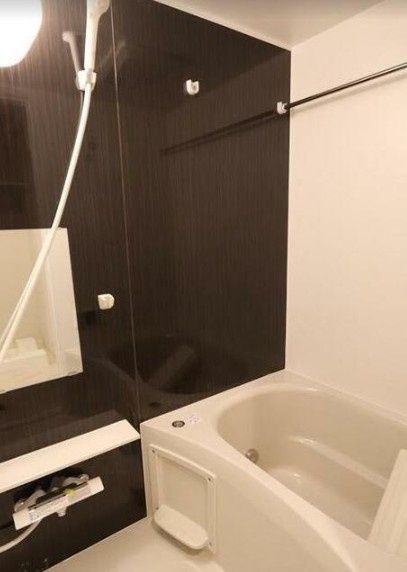 バス・シャワールーム　写真は同タイプ住居です。