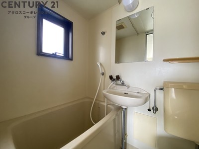 バス・シャワールーム　シンプルで機能的なユニットバスです！