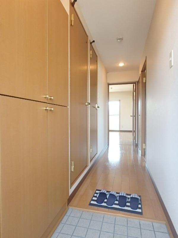 玄関　図面と現状に相違がある場合には現状を優先