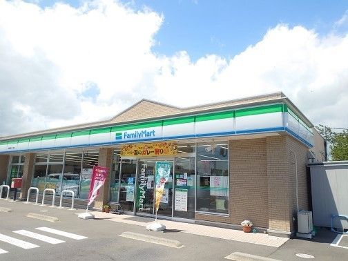 コンビニ　ファミリーマート東海駅東三丁目（コンビニ）まで550m