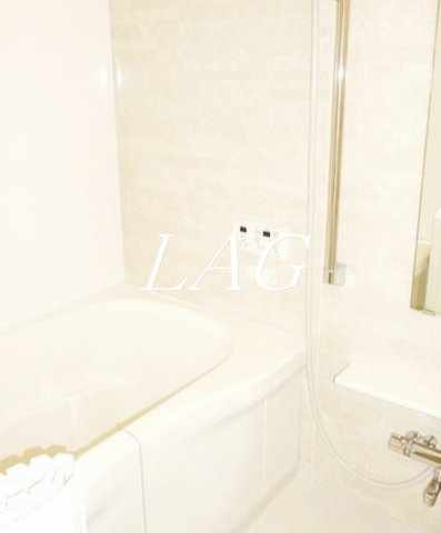 バス・シャワールーム　お風呂です。