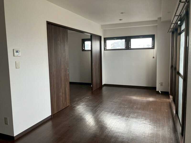 居室・リビング　角部屋住戸で過ごしやすく、おすすめです。