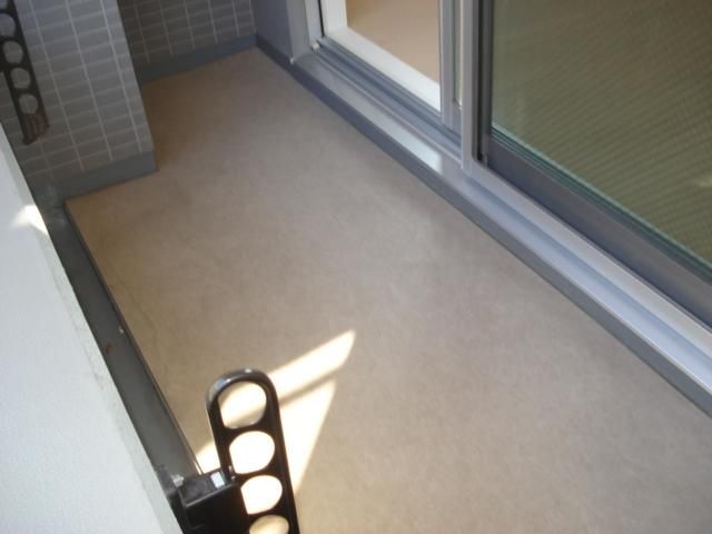 バルコニー　バルコニー干し可