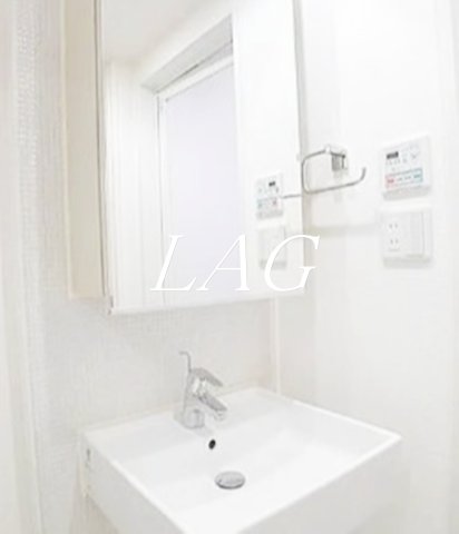 洗面設備　洗面台です。