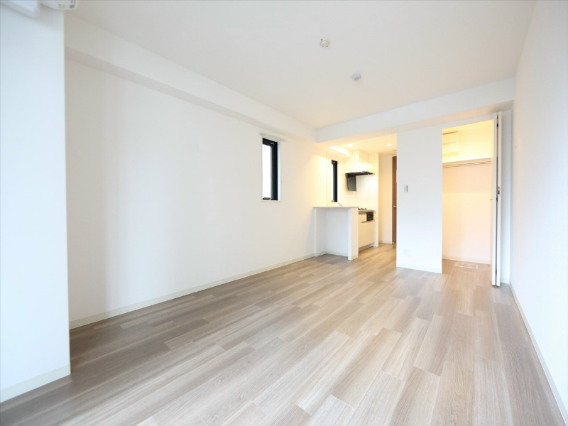 その他　洋室12.2帖　ウォークインクローゼット（収納充実してます）