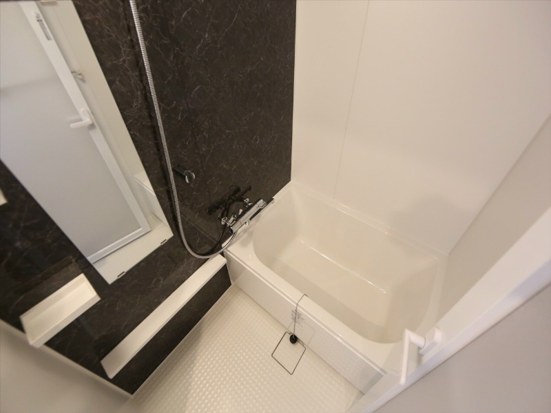 バス・シャワールーム　バスルーム　浴室暖房乾燥機付き