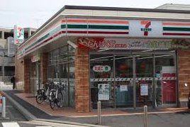 コンビニ　セブンイレブン京成稲毛駅前店（コンビニ）まで840m