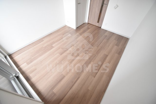 居室・リビング　コンパクトで使いやすい洋室です