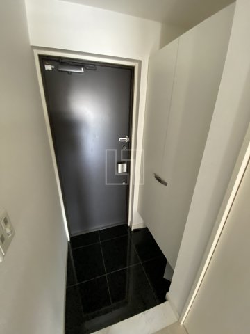 玄関　アプリーレ堺筋本町　玄関スペース