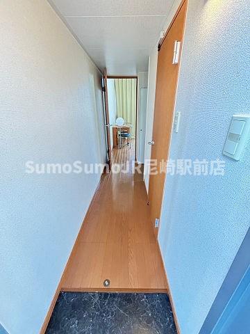 玄関　明るい玄関です