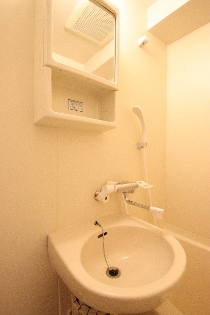 洗面設備　※別室の参考写真の為、現況優先です。