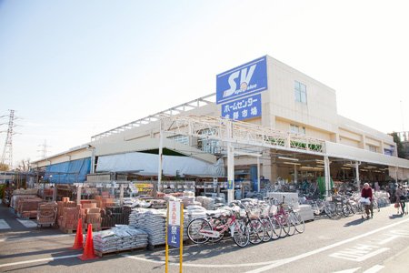 スーパー　SuperValue(スーパーバリュー) 杉並高井戸店（スーパー）まで1296m