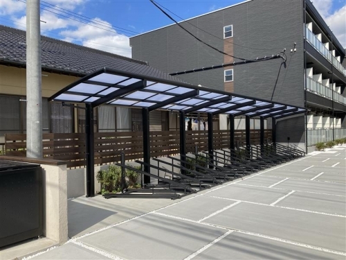 駐車場　駐車場