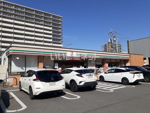 コンビニ　セブンイレブン 岡山問屋町店（コンビニ）まで581m