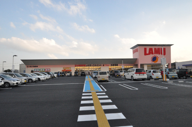 スーパー　スーパー（スーパー）まで728m