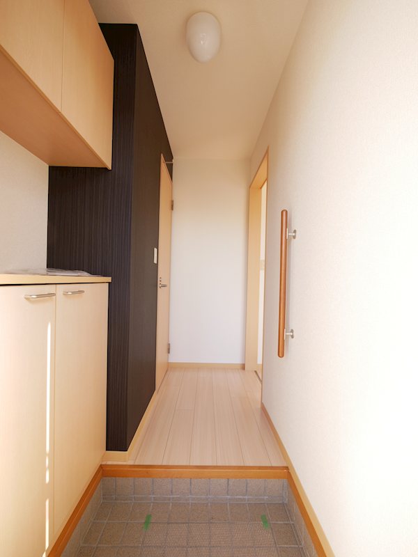 玄関　シューズボックス付き