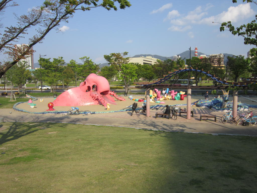 その他　徒歩3分の公園