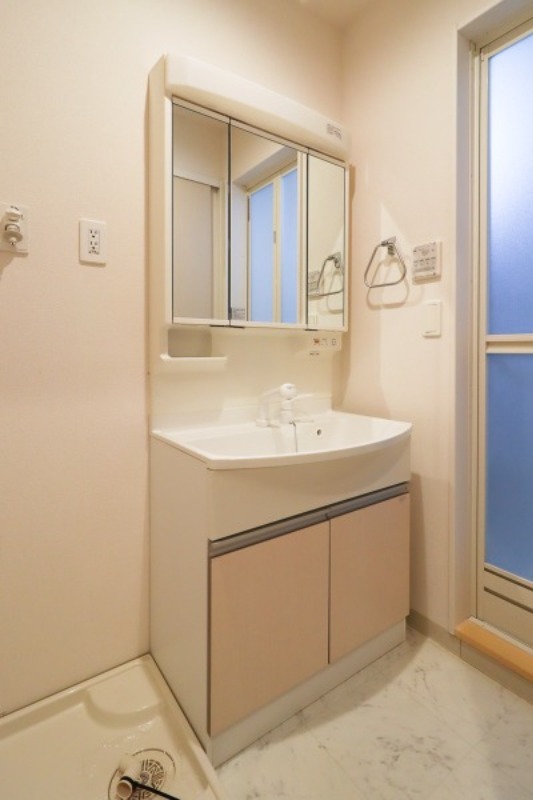 洗面設備　図面と現状に相違がある場合には現状を優先