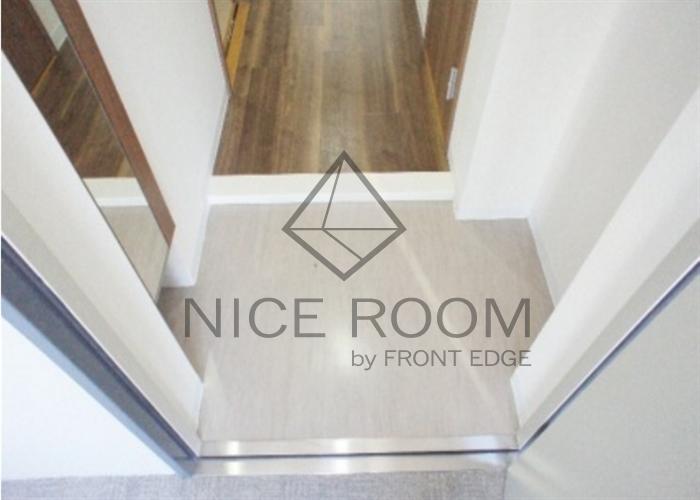 玄関　シャイニング福島離宮　玄関