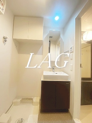 洗面設備　洗面台です。