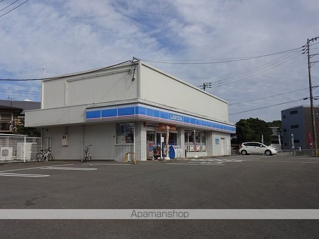 コンビニ　ローソン（コンビニ）まで856m